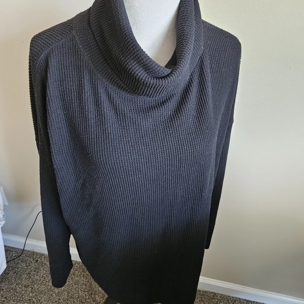 Time & True Waffle Knit Plus Size Cowl Neck Long Sleeve Top Size 16/18